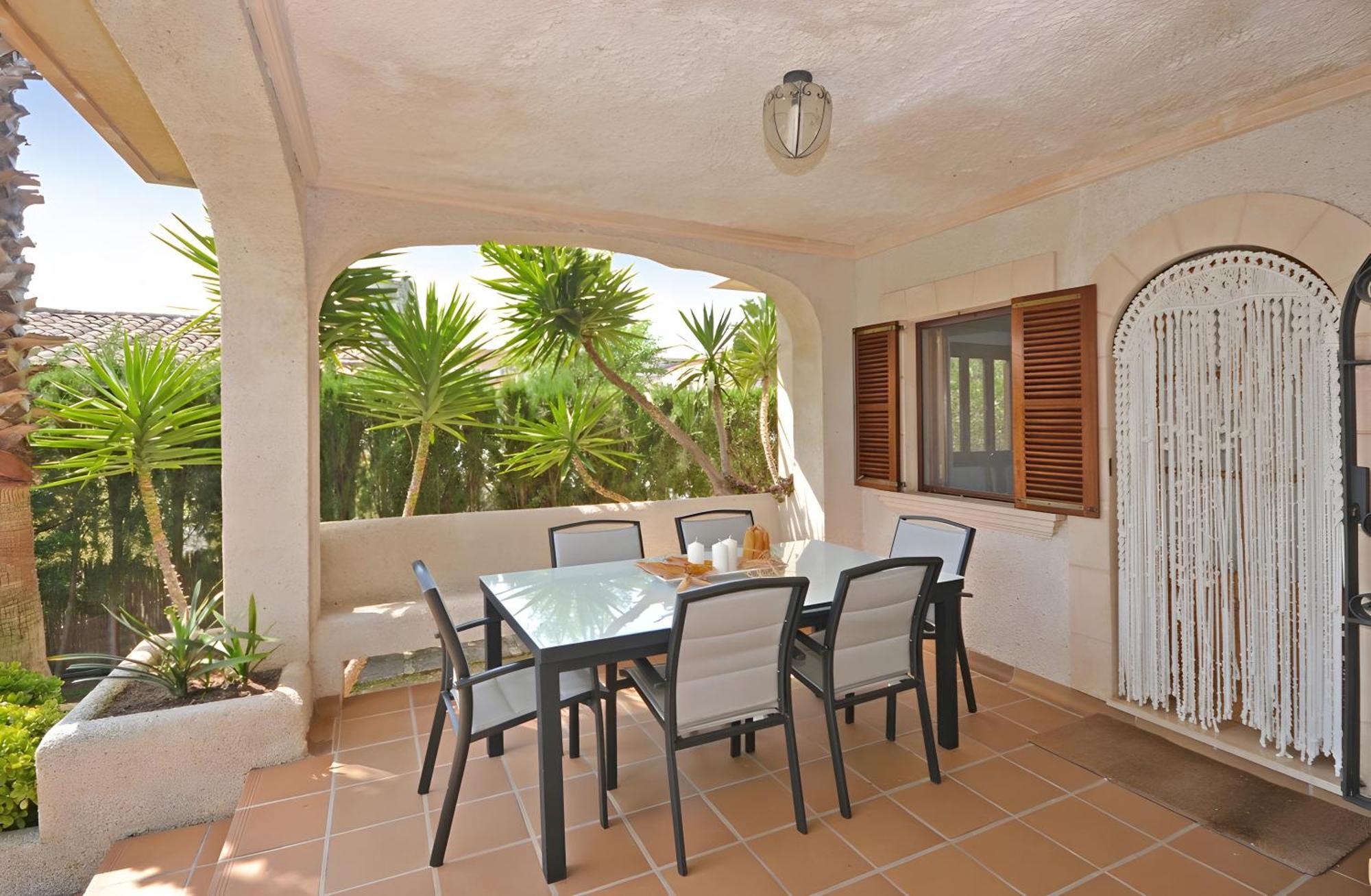 Gual Ferienhaus