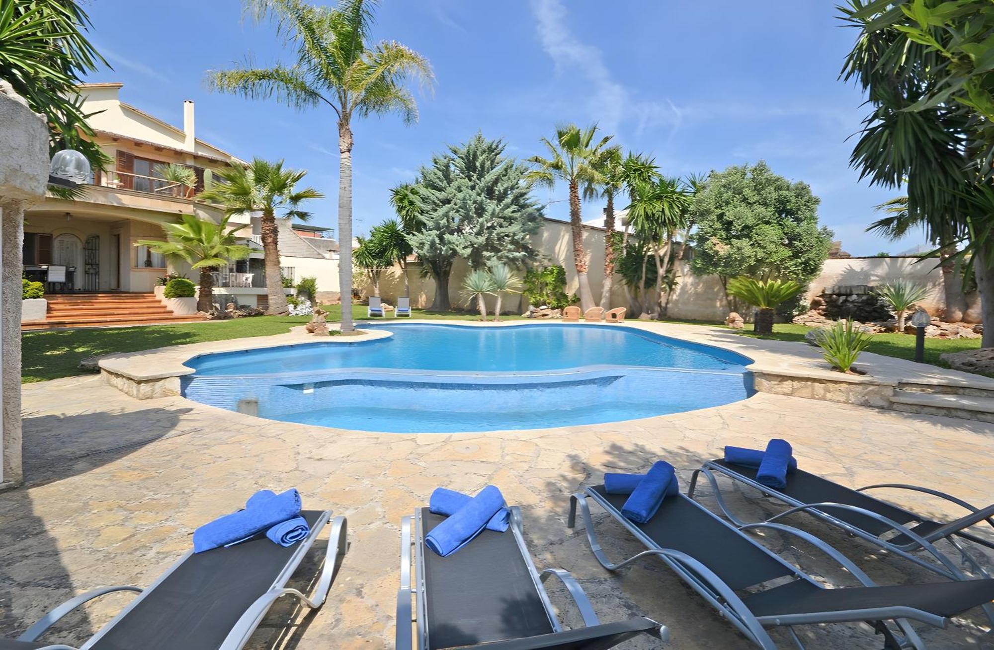Gual Ferienhaus *